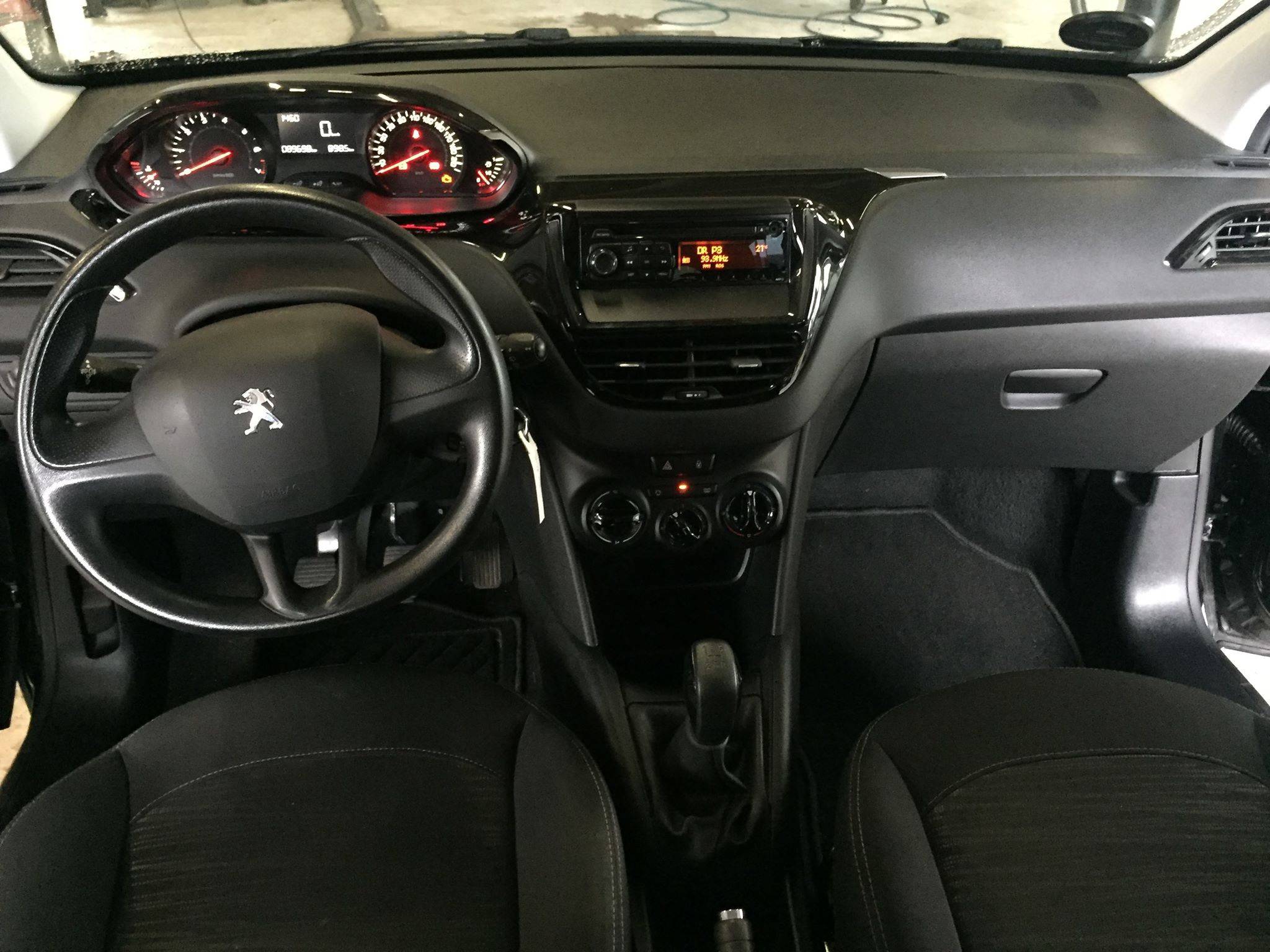 Peugeot 208 1,0 VTi Champion Air 5d pu9 - Peugeot 208 1,0 VTi Champion Air 5d
